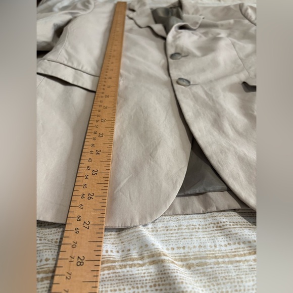 Theory blazer jacket 2 button tan cream size 38 short MENS - Picture 4 of 15